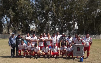 Los veteranos  del Cacique Caupolicán se consagraron campeones del clausura 2022