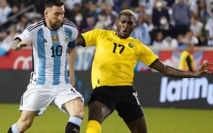Messi le cambió la cara al equipo, marcó dos goles y la Selección liquidó a Jamaica