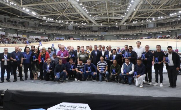 Los artífices del deporte sanjuaninos fueron reconocidos en la inauguración del velódromo Vicente Chancay